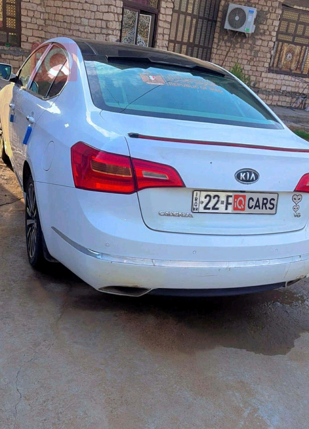 كيا كادينزا